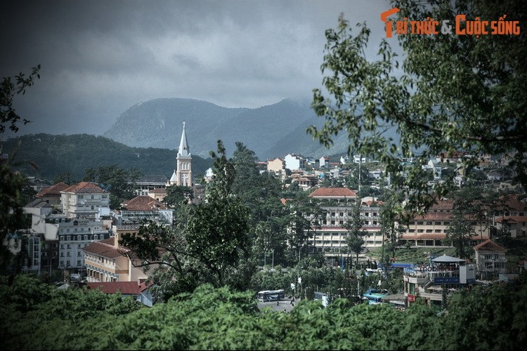 Nhin lai nhung thang tram lich su cua dinh Tinh truong Da Lat-Hinh-13