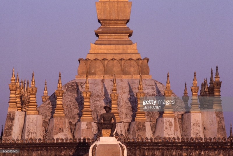 Ngam nhin doi thuong moc mac o Lao nam 1988 (2)-Hinh-11