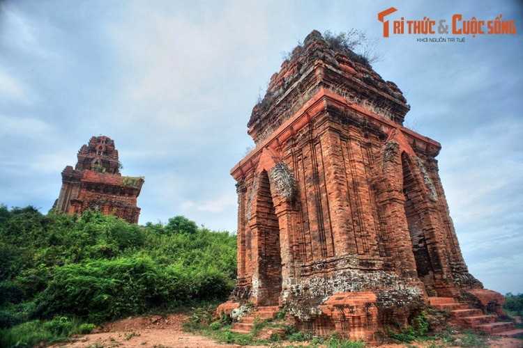 Kham pha ba toa thap Cham noi tieng nhat dat Binh Dinh-Hinh-3