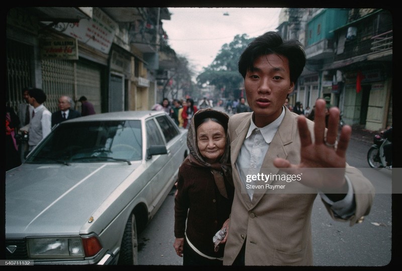 Boi hoi nhin lai khong khi Tet o Ha Noi nam 1994-Hinh-12