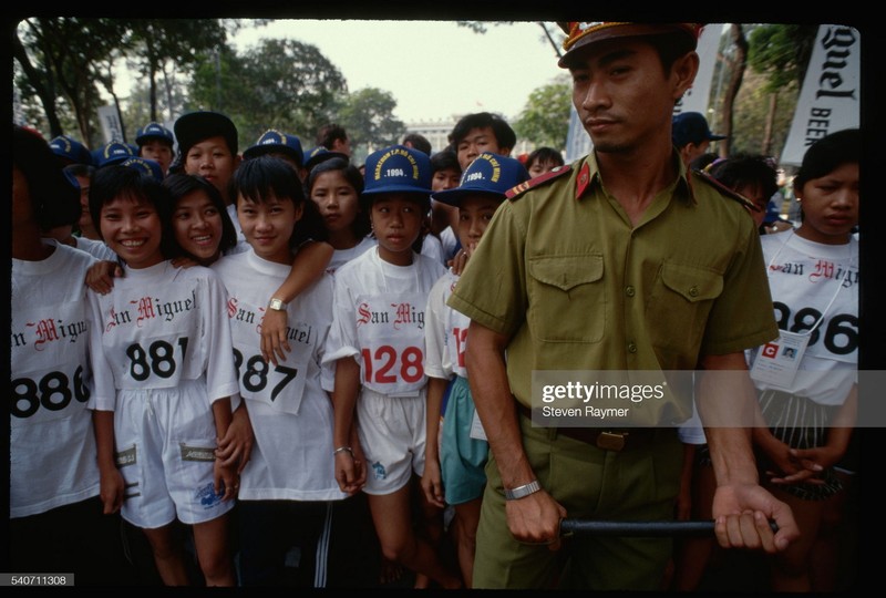 Cuoc song o TP. HCM nhung nam 1990 qua anh cua Steven Raymer-Hinh-8