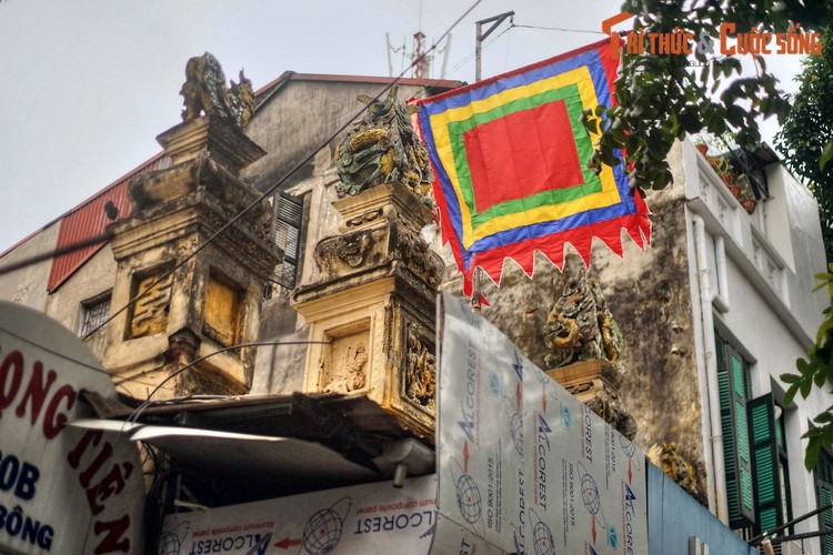 Giai thoai ky ao ve ngoi den co tren pho Hang Bong, Ha Noi-Hinh-9