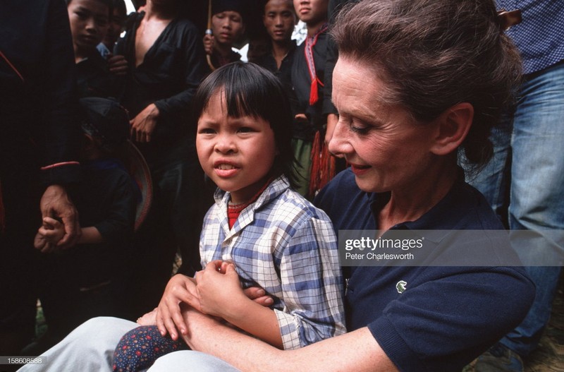 Anh sieu hiem: Nu minh tinh Audrey Hepburn o Viet Nam nam 1990-Hinh-9