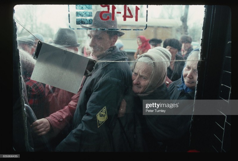 Cuoc song o Ukraine nam 1991 qua anh cua Peter Turnley (1)-Hinh-3