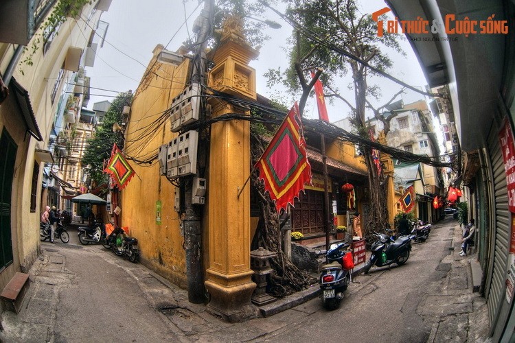 Kham pha ngoi dinh tho Nguyen phi Y Lan giua pho co Ha Noi