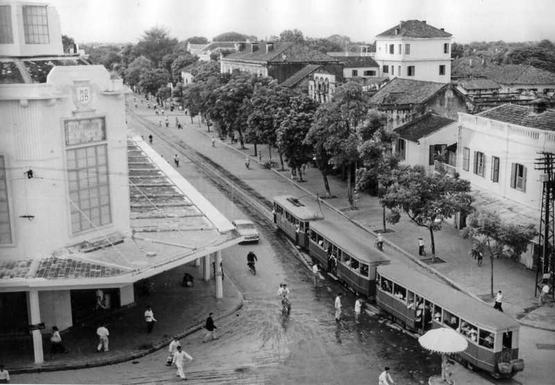 Anh sieu hiem ve Bach hoa tong hop Trang Tien thoi bao cap-Hinh-8