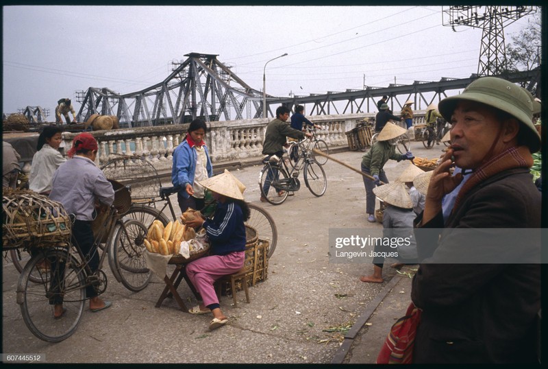 Thu vi cuoc song o Ha Noi nam 1991 qua anh phong vien Phap-Hinh-4