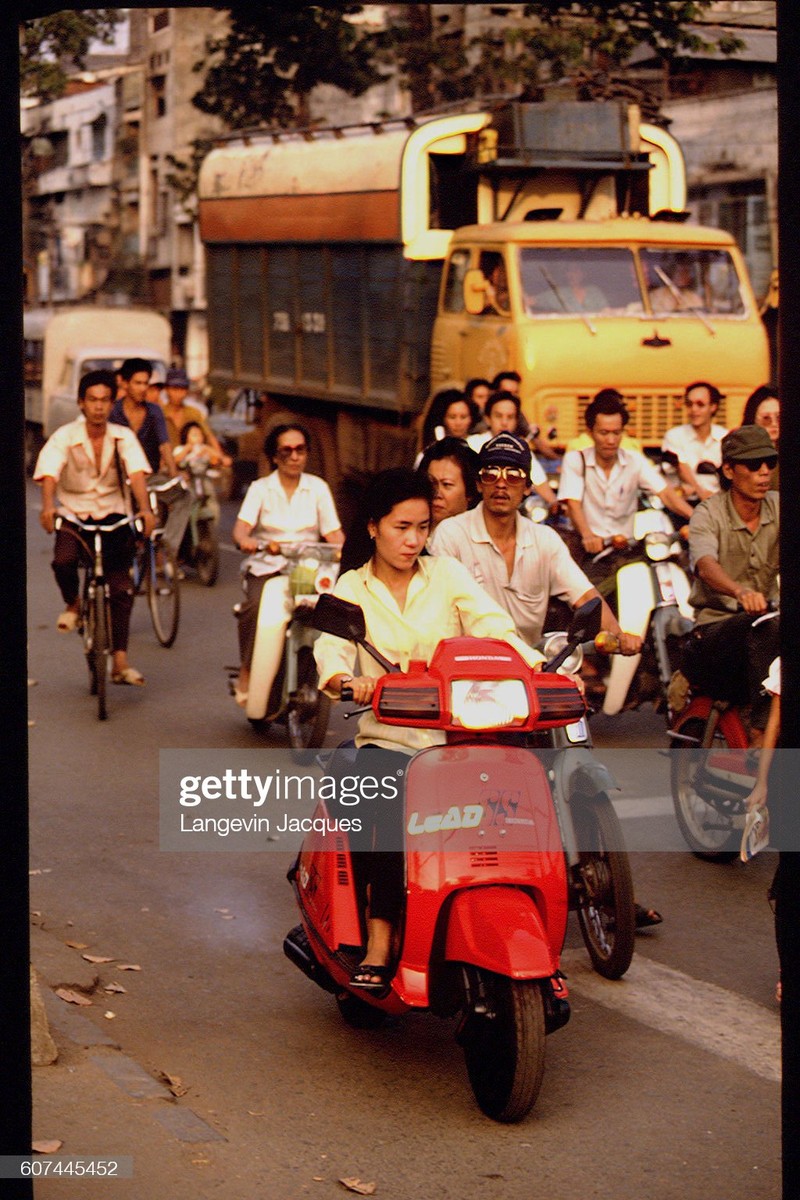 Cuoc song o TP.HCM nam 1991 qua anh cua Jacques Langevin-Hinh-3