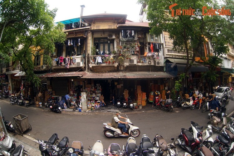 Dieu bat ngo o hoi quan Quang Dong moi khoi phuc o Ha Noi-Hinh-15