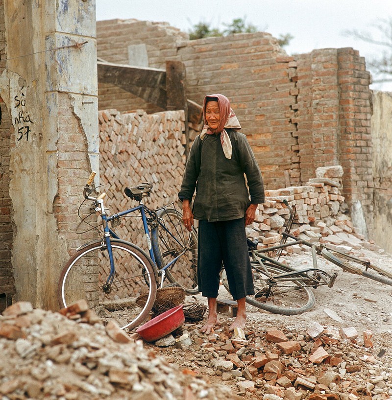 Xuc dong loat anh tu lieu cuc quy ve Ha Noi nam 1973-Hinh-6