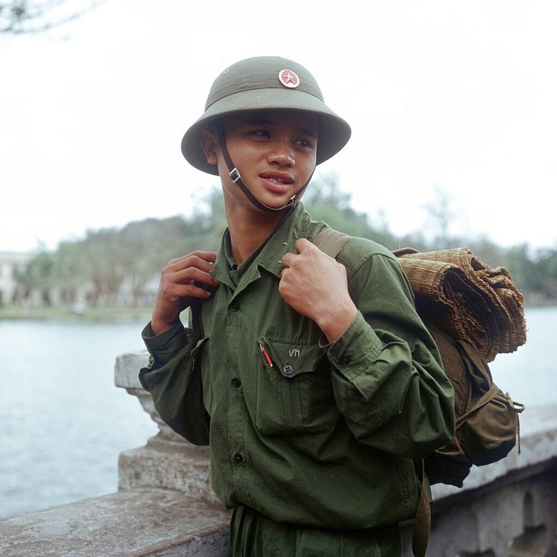 Cuoc song o mien Bac Viet Nam nam 1973 qua ong kinh quoc te-Hinh-9