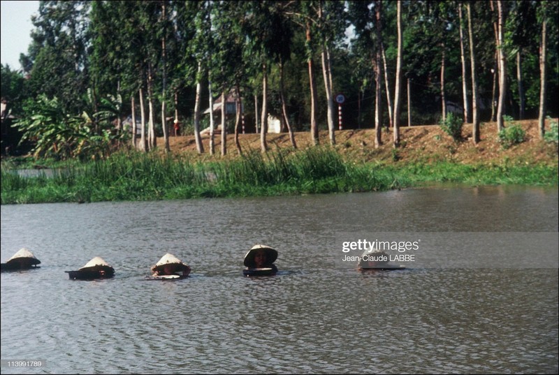 Anh cuc hiem: Cuoc song thon da o ngoai o TP. HCM nam 1991-Hinh-5