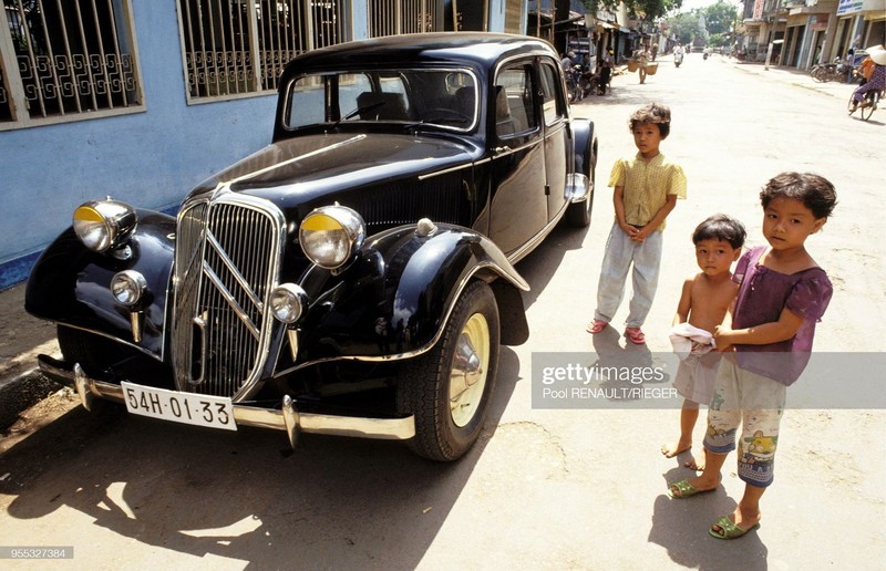 Ba mien Viet Nam nam 1992 qua ong kinh Pool Renault (2)-Hinh-13