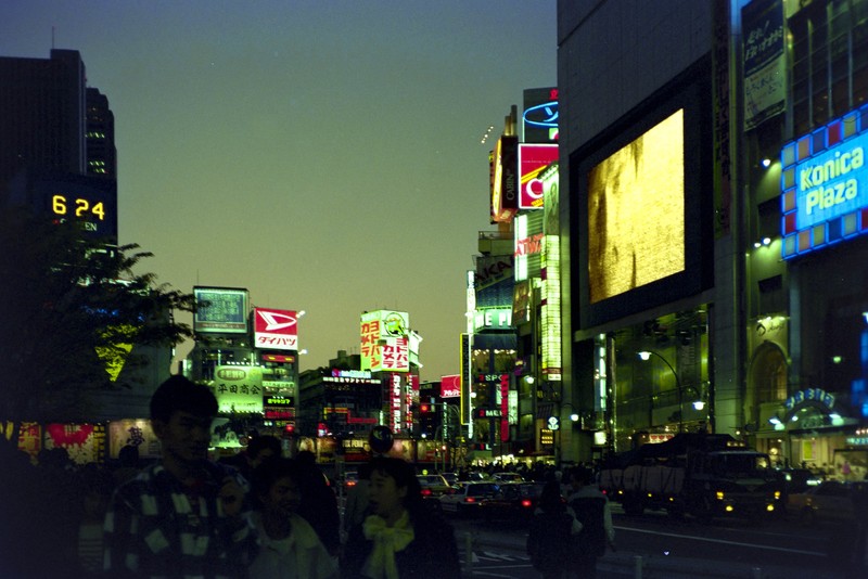 Anh kho quen ve cuoc song o Tokyo nam 1990 cua pho nhay Tay (2)-Hinh-2