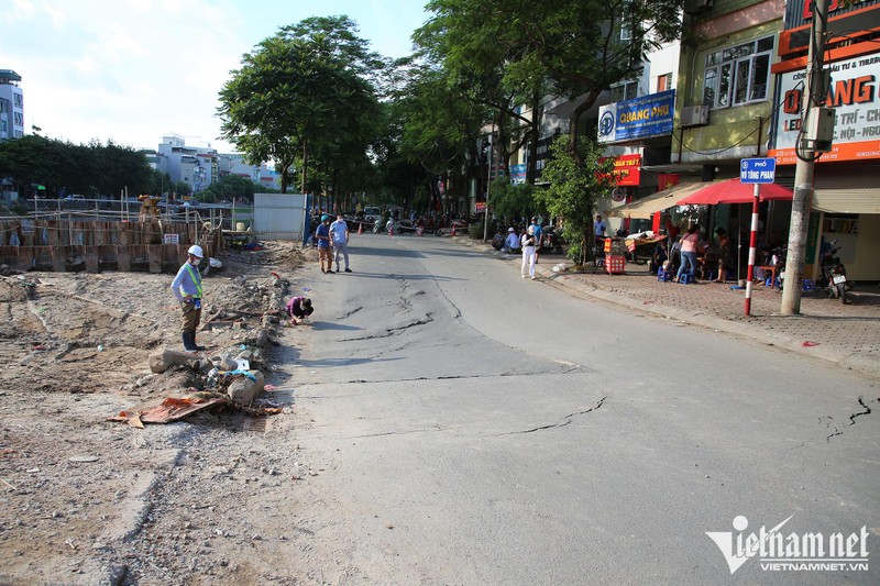 Ha Noi: Duong Vu Tong Phan sut lun, vong nut ca doan dai