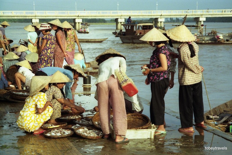 Anh doi thuong cuc thu vi o Hoi An nam 1996