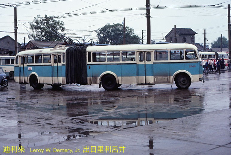 Soi phuong tien giao thong doc dao o Bac Kinh nam 1983-Hinh-4