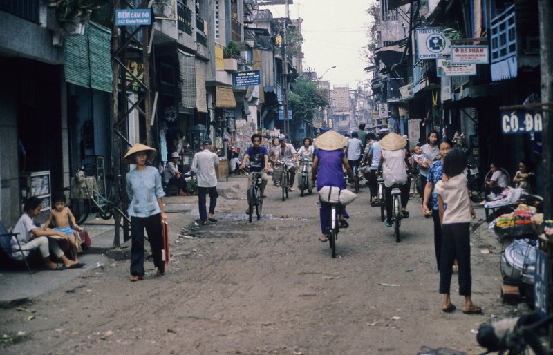 Anh cuc quy ve TP. HCM nam 1989 cua pho nhay Ha Lan-Hinh-2