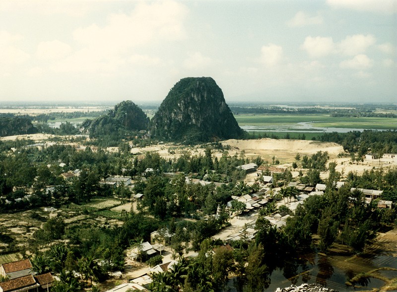 Loat anh sieu hiem ve mien Trung - Tay Nguyen nam 1986-Hinh-5