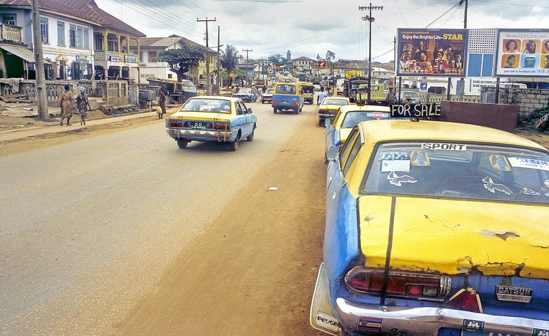 Loat anh cuc hap dan ve cuoc song o Nigeria nam 1982-Hinh-2