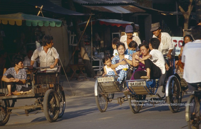 Net hon nhien, thanh thien cua tre em o TP. HCM nam 1993-Hinh-7