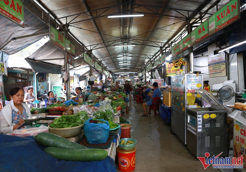 Cho hut 'gioi nha giau' o Da Nang truoc gio thay ao moi-Hinh-8