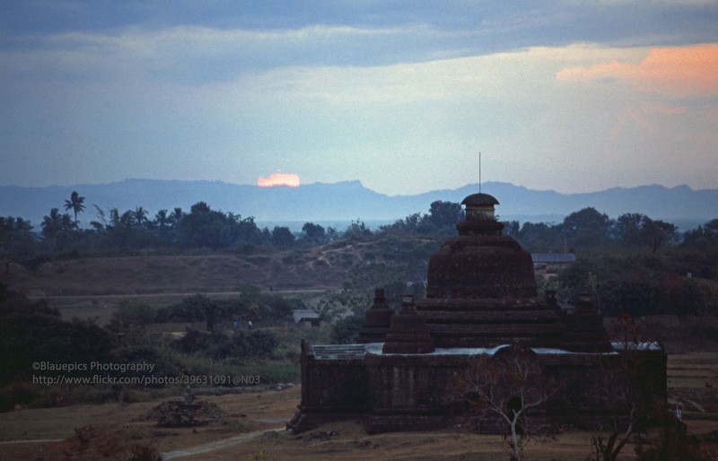 Loat anh cuc sinh dong ve dat nuoc Myanmar nam 1996 (2)-Hinh-9