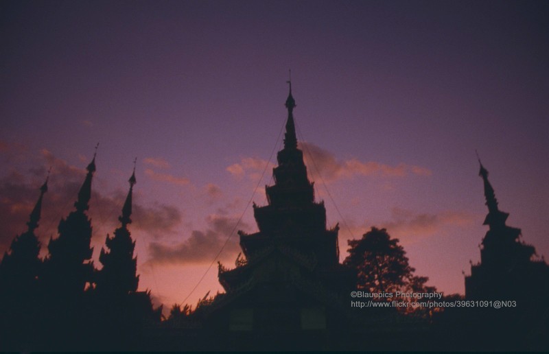 Loat anh cuc dang xem ve thu do cua Myanmar nam 1992-Hinh-15