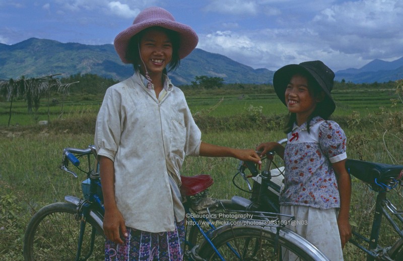 Phan Rang va Nha Trang nam 1993 tuyet dep qua ong kinh khach Tay-Hinh-2