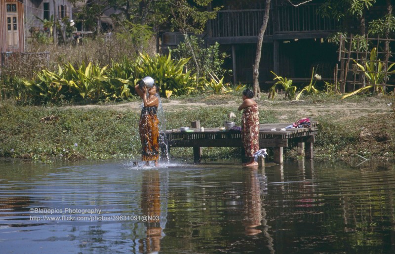 Anh dep hop hon ve bang Shan o Myanmar nam 1992-Hinh-6