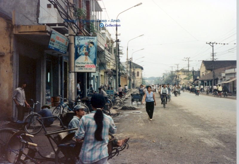 Thu do Ha Noi nam 1991 qua anh cua Lewis M. Stern (1)-Hinh-6