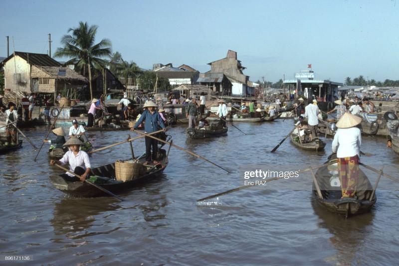 Loat anh hiem doc ve ba mien Viet Nam nam 1995-Hinh-17