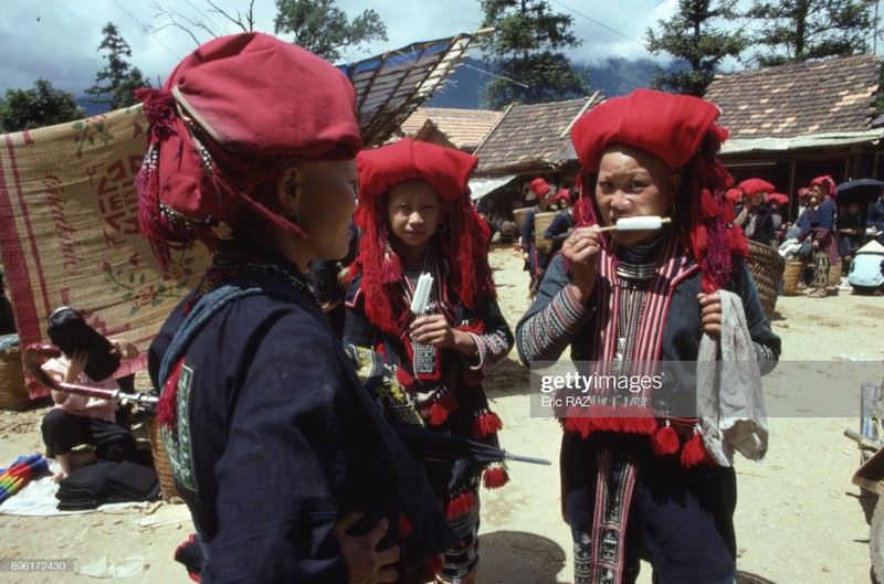 Loat anh hiem doc ve ba mien Viet Nam nam 1995-Hinh-4