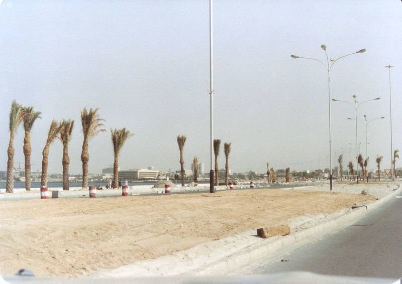 Loat anh quy hiem ve dat nuoc Qatar thap nien 1980 (1)-Hinh-6