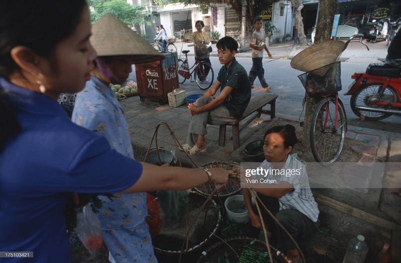 Anh khong dung hang ve cuoc song o Ha Noi nam 1996 (1)-Hinh-10