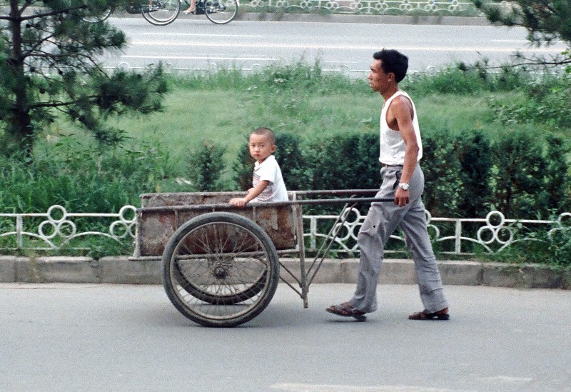 Thanh pho Bac Kinh nam 1986 qua ong kinh mot nguoi My-Hinh-3