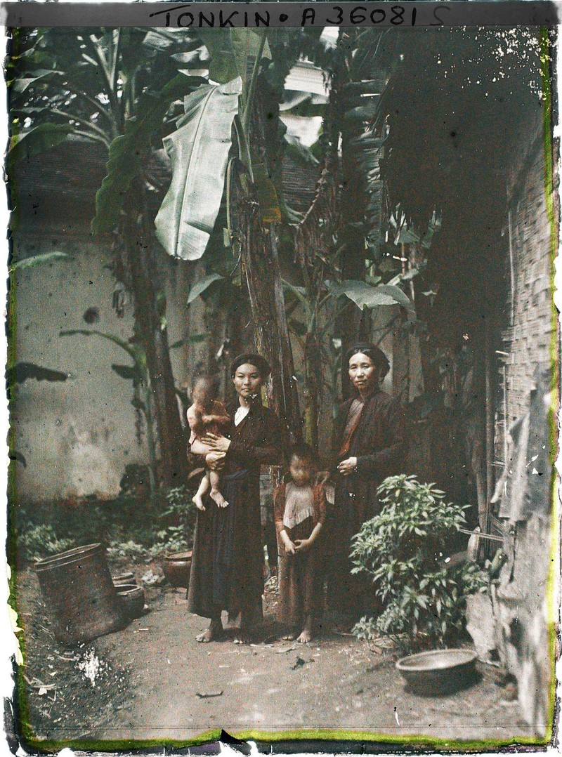 Anh mau tuyet voi ve phu nu nong thon Bac Bo nam 1921 (1)-Hinh-8