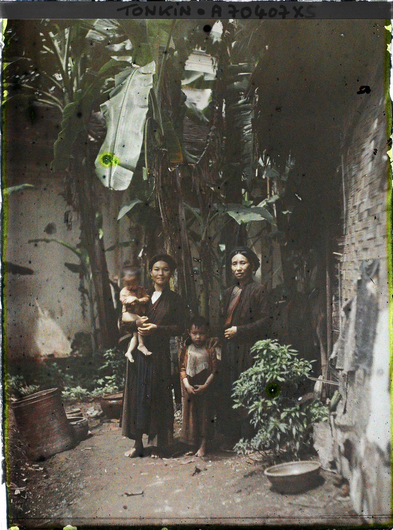 Anh mau tuyet voi ve phu nu nong thon Bac Bo nam 1921 (1)-Hinh-9