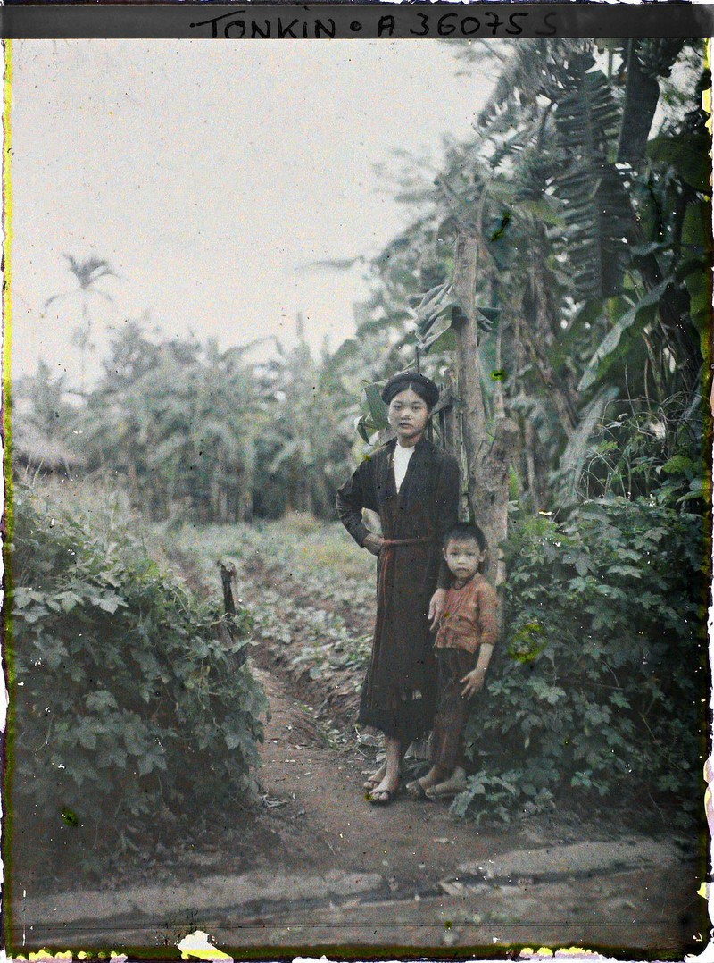 Anh mau tuyet voi ve phu nu nong thon Bac Bo nam 1921 (2)-Hinh-7