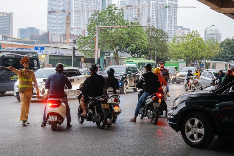 34 diem un tac o Ha Noi: Khong the giai toa noi nay, noi khac xuat hien-Hinh-2