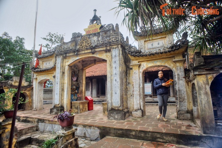 Chiem nguong day nui giong dang hinh phu nu, dep nhat xu Thanh-Hinh-9