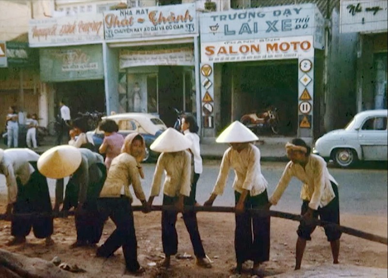 Anh thu vi ve duong Pham Ngu Lao o Sai Gon nhung nam 1960-Hinh-10