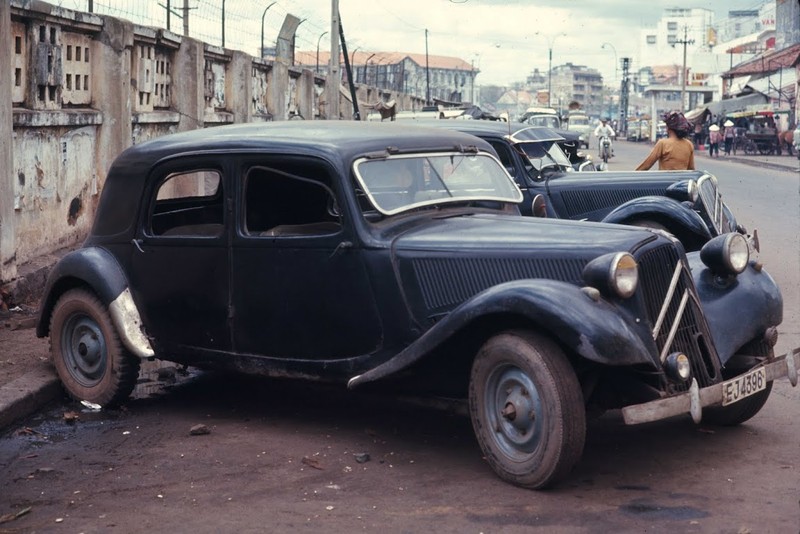 Anh thu vi ve duong Pham Ngu Lao o Sai Gon nhung nam 1960-Hinh-2