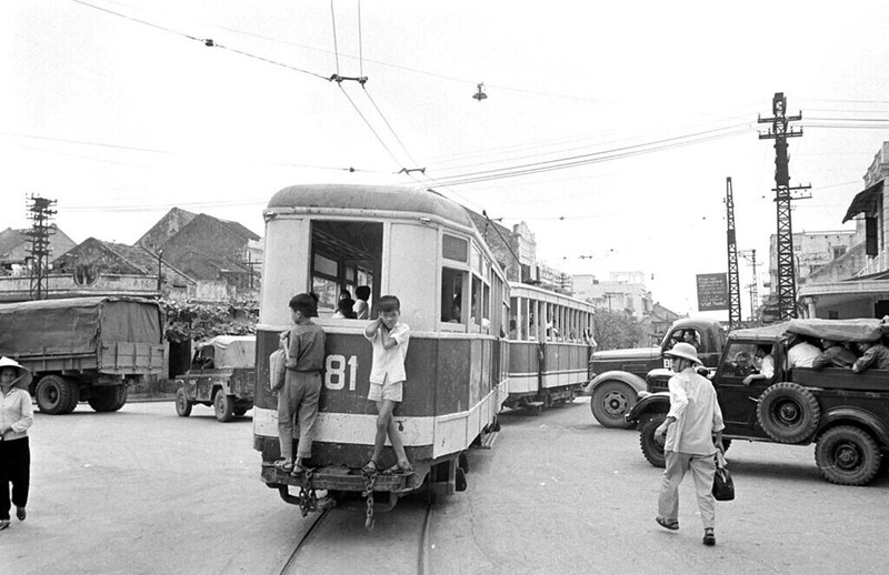 Hinh anh khong the quen ve tre em Ha Noi nam 1973-Hinh-5