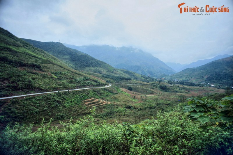 Dep quen loi ve con duong tu TP Ha Giang di Dong Van (1)