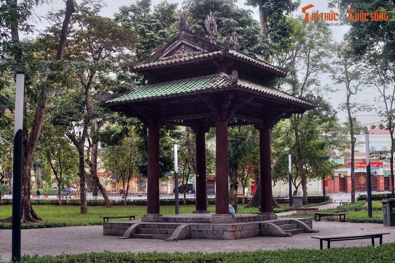 Loạt công trình kiến trúc xưa “nhỏ xíu nhưng độc đáo” nhất Hà Nội - Hình 11 Loat cong trinh kien truc xua “nho xiu nhung doc dao” nhat Ha Noi-Hinh-11