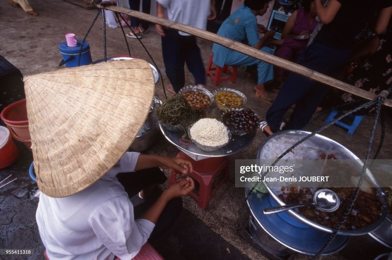 Loat anh cuc quy ve TP HCM nam 1999 cua pho nhay Phap-Hinh-9