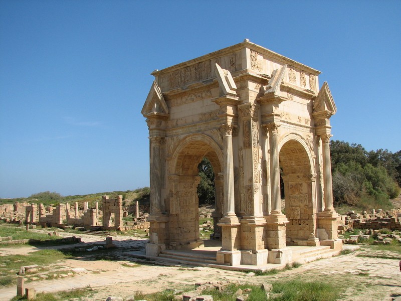 Sung sot truoc su hoanh trang cua thanh pho co Leptis Magna-Hinh-4