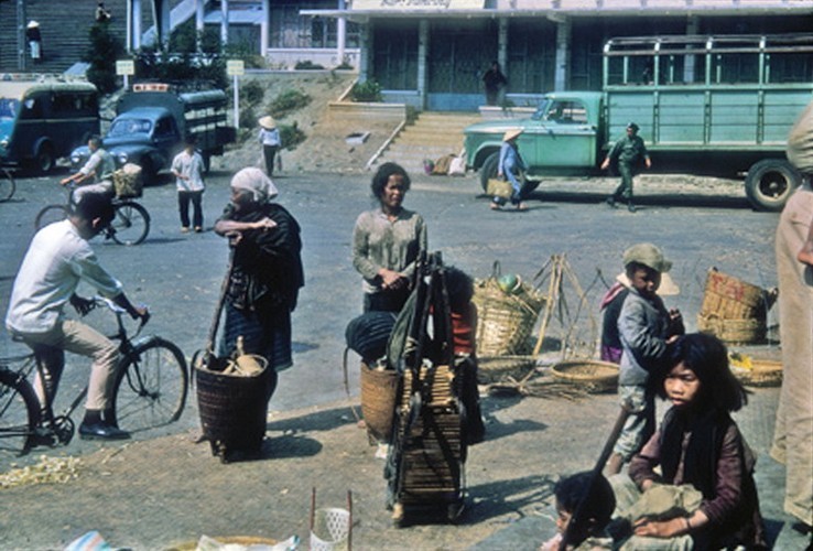 Pho nui Da Lat nam 1965 tuyet dep qua anh cua nguoi My-Hinh-7