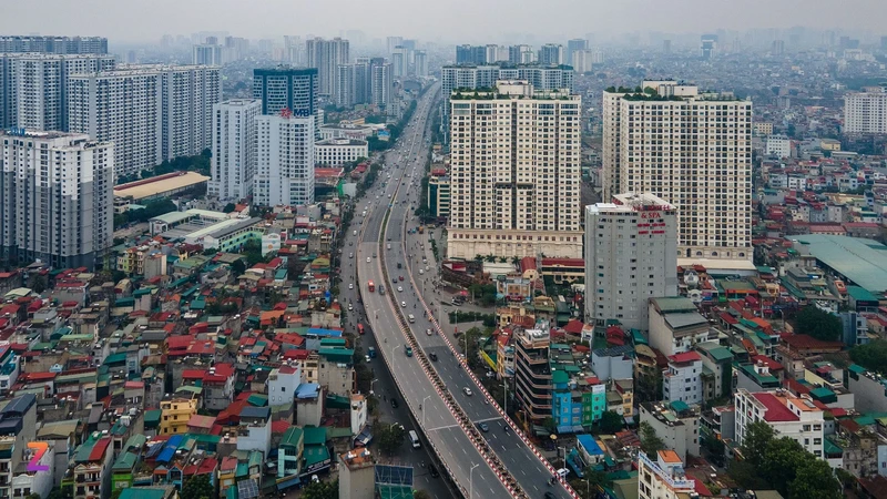 Hien trang tuyen duong trung tam Ha Noi duoc chi 8.500 ty de mo rong-Hinh-2